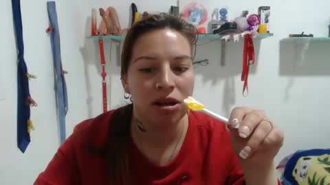 Snapshot of cloepussy chatting on 09/12/25, 05:24 cloepussy online show from 09/12/25, 05:24