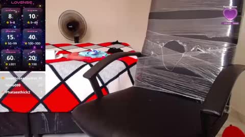 cloey_katherim online show from 06/19/26, 03:38