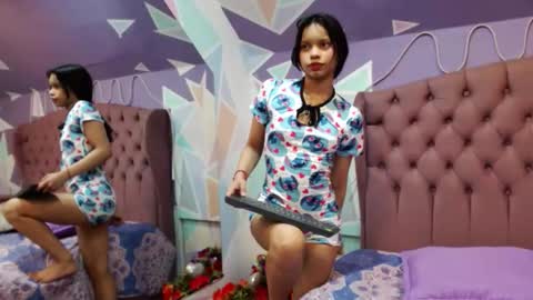 Snapshot of cloeygraweing chatting on 10/09/25, 06:28 cloeygraweing online show from 10/09/25, 06:28