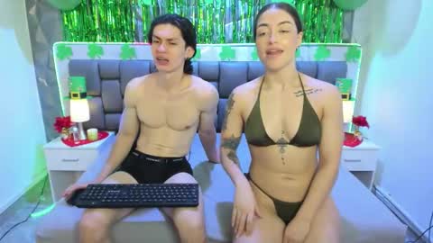 Snapshot of cloeymiller chatting on 03/06/26, 12:56 Cloe y Miller online show from 03/06/26, 12:56