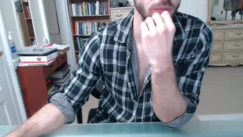 Snapshot of cloud900x chatting on 03/03/25, 10:42 Cloud online show from 03/03/25, 10:42