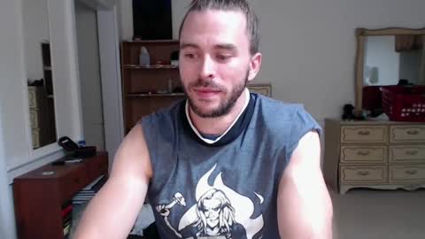 Snapshot of cloud900x chatting on 09/17/25, 02:35 Cloud online show from 09/17/25, 02:35