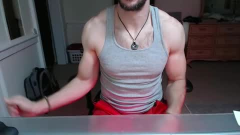 Snapshot of cloud900x chatting on 11/25/25, 10:10 Cloud online show from 11/25/25, 10:10