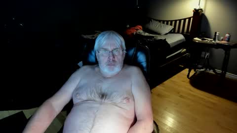 Snapshot of cloudalert62 chatting on 02/16/25, 06:54 cloudalert62 online show from 02/16/25, 06:54