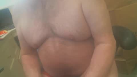 clouds8888 online show from 10/05/25, 12:25