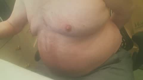 clouds8888 online show from 10/12/25, 02:38