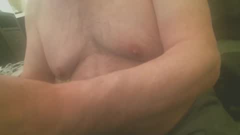 clouds8888 online show from 10/16/25, 12:06