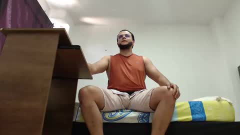 Snapshot of cloudsfunxxxx chatting on 04/25/26, 08:39 cloudsfunxxxx online show from 04/25/26, 08:39