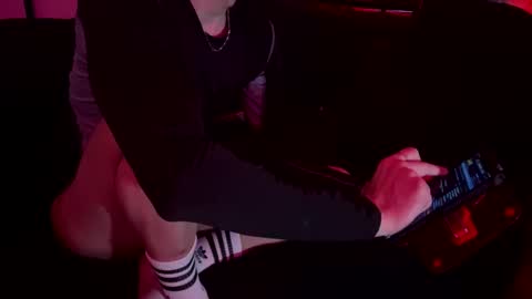 Snapshot of cloudsixtnine chatting on 02/22/26, 07:01 Drew online show from 02/22/26, 07:01