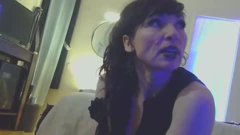 Snapshot of cloudy2025 chatting on 04/23/26, 01:51 cloudy2025 online show from 04/23/26, 01:51