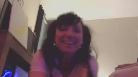 Snapshot of cloudy2025 chatting on 04/24/26, 02:03 cloudy2025 online show from 04/24/26, 02:03