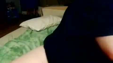 Snapshot of cloudy_og_queen_lil_spun chatting on 06/30/26, 03:18 cloudy_og_queen_lil_spun online show from 06/30/26, 03:18