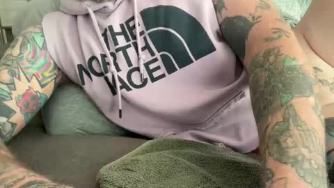 cloudyxparty online show from 12/03/25, 08:40