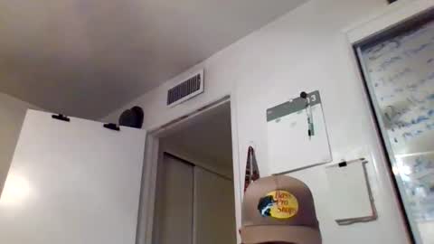 tallhungandcloudy online show from 03/10/26, 04:28