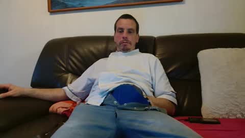 Snapshot of clouplefun chatting on 04/17/26, 05:21 clouplefun online show from 04/17/26, 05:21