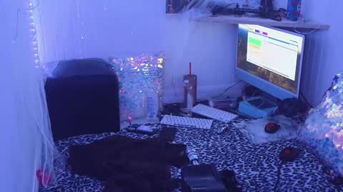 Clover51980 online show from 01/23/25, 08:36