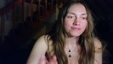 Clover online show from 02/08/25, 08:42