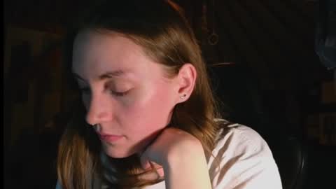 Clover online show from 02/28/25, 07:48