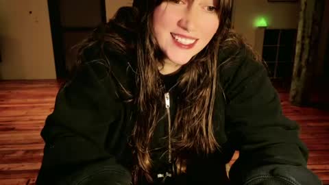 Clover online show from 04/21/26, 06:09