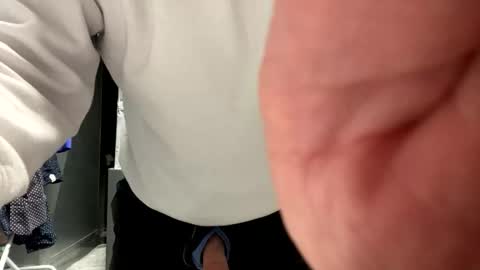 Snapshot of clovershit1 chatting on 10/27/25, 04:55 clovershit1 online show from 10/27/25, 04:55