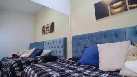 emely dolce online show from 12/11/24, 05:53