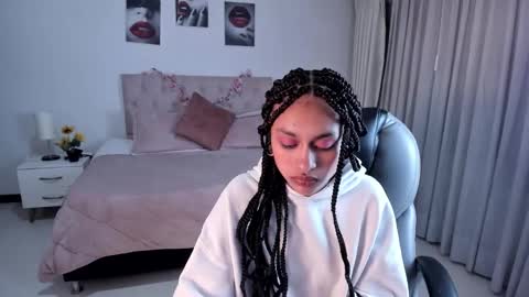 emely dolce online show from 01/24/25, 08:23