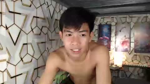 Snapshot of clyde_twinkx chatting on 10/04/25, 10:08 clyde_twinkx online show from 10/04/25, 10:08