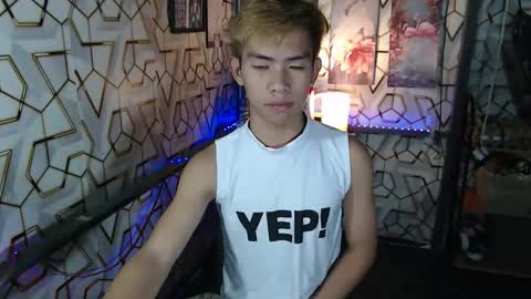 Snapshot of clyde_twinkx chatting on 10/30/25, 01:51 clyde_twinkx online show from 10/30/25, 01:51