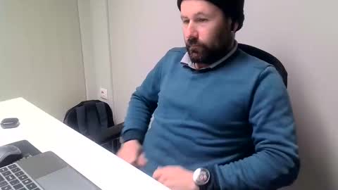 Snapshot of cmp_brandon chatting on 01/22/25, 01:11 cmp_brandon online show from 01/22/25, 01:11