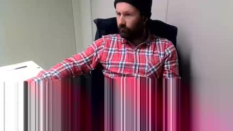 Snapshot of cmp_brandon chatting on 01/23/25, 01:02 cmp_brandon online show from 01/23/25, 01:02