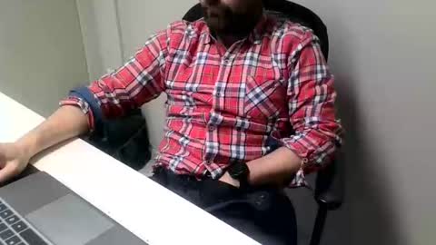 Snapshot of cmp_brandon chatting on 02/05/25, 02:59 cmp_brandon online show from 02/05/25, 02:59