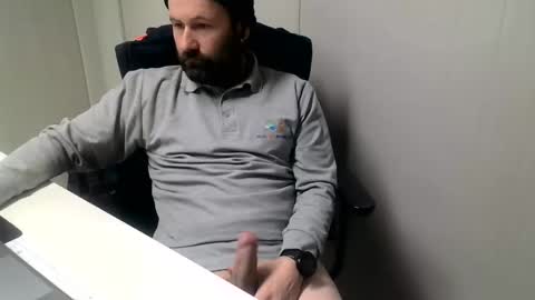 Snapshot of cmp_brandon chatting on 02/13/25, 02:52 cmp_brandon online show from 02/13/25, 02:52