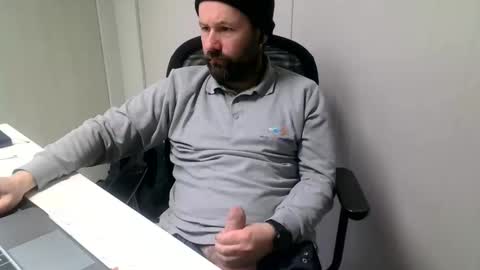 Snapshot of cmp_brandon chatting on 02/25/25, 01:28 cmp_brandon online show from 02/25/25, 01:28