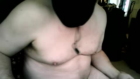 Snapshot of cnbtwo02 chatting on 12/16/24, 04:27 cnbtwo02 online show from 12/16/24, 04:27