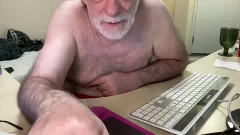Snapshot of coach_karl chatting on 04/28/26, 02:27 Coach Karl Porn Star Tip me all the way to my next trip online show from 04/28/26, 02:27