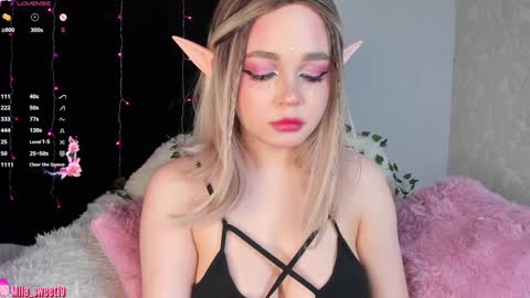 Snapshot of cocaxemen chatting on 12/22/24, 09:53 Mila online show from 12/22/24, 09:53