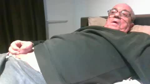 Snapshot of cock9635 chatting on 02/02/25, 11:40 cock9635 online show from 02/02/25, 11:40