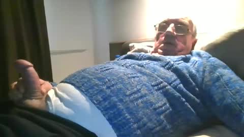 Snapshot of cock9635 chatting on 03/01/25, 02:34 cock9635 online show from 03/01/25, 02:34