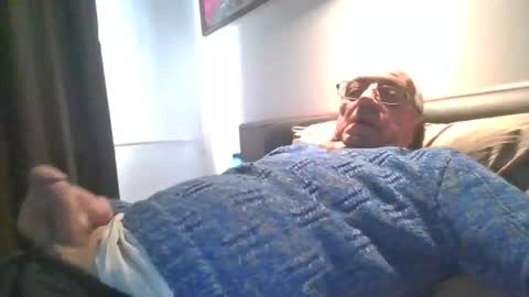 Snapshot of cock9635 chatting on 03/05/25, 12:11 cock9635 online show from 03/05/25, 12:11