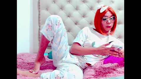 Snapshot of cock_big_girl chatting on 02/21/26, 01:56 Valerie nenitasexy online show from 02/21/26, 01:56