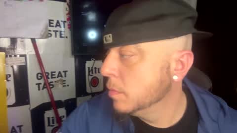 Snapshot of cock_n_creamz_n_wet_dreamz chatting on 12/14/24, 04:09 COCK N CREAMZ WET DREAMZ online show from 12/14/24, 04:09