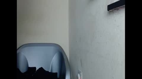 Snapshot of cockfanx chatting on 01/23/25, 06:56 cockfanx online show from 01/23/25, 06:56