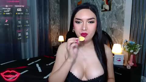 Nari online show from 11/12/25, 11:03