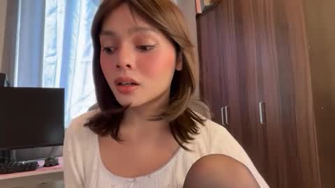 Snapshot of cocktaileciousalessia chatting on 04/06/26, 01:03 Call me Alesh online show from 04/06/26, 01:03