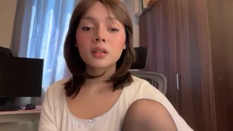 Snapshot of cocktaileciousalessia chatting on 04/16/26, 02:01 Call me Alesh online show from 04/16/26, 02:01