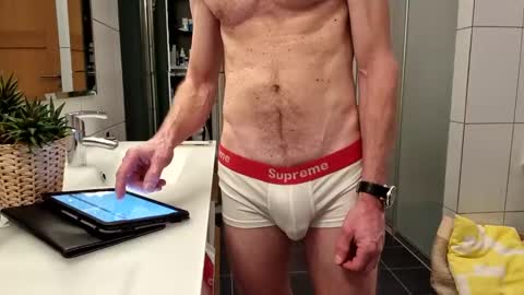 Cockvantage online show from 12/16/24, 06:16