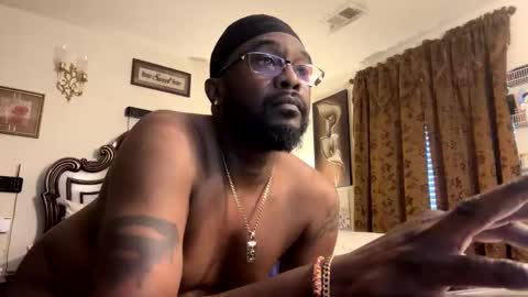 coco3402 online show from 10/20/25, 06:41