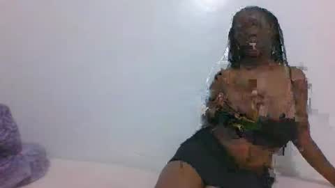 Snapshot of cocoalush9819 chatting on 09/14/25, 05:34 cocoalush9819 online show from 09/14/25, 05:34