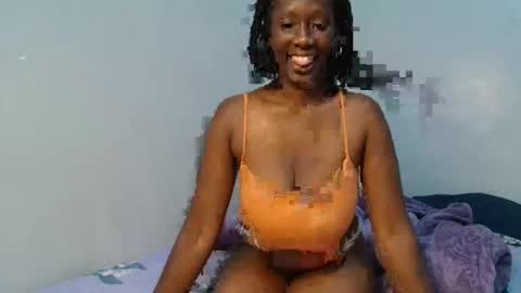 Snapshot of cocoalush9819 chatting on 12/03/25, 06:17 cocoalush9819 online show from 12/03/25, 06:17