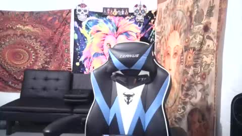 Snapshot of cococakez69 chatting on 12/02/24, 06:09 Cococakez online show from 12/02/24, 06:09